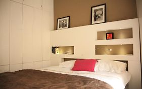 Sèvres-Raspail Paris 6 apartment
